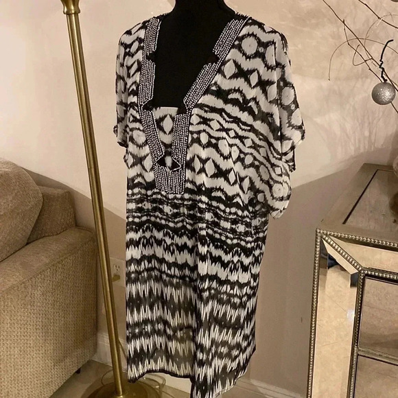 BADGLEY Mischka gorgeous beaded dress size M NWOT - Picture 5 of 9